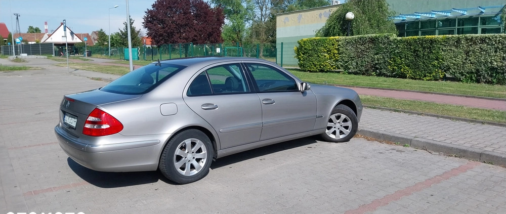 Mercedes-Benz Klasa E cena 25500 przebieg: 118580, rok produkcji 2003 z Legnica małe 67